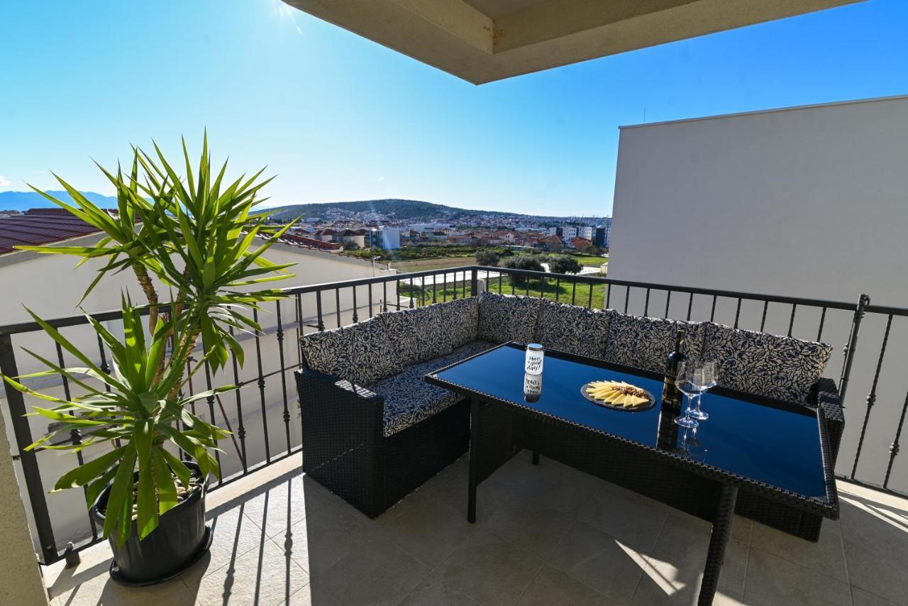 Apartment Marko Trogir Exteriör bild
