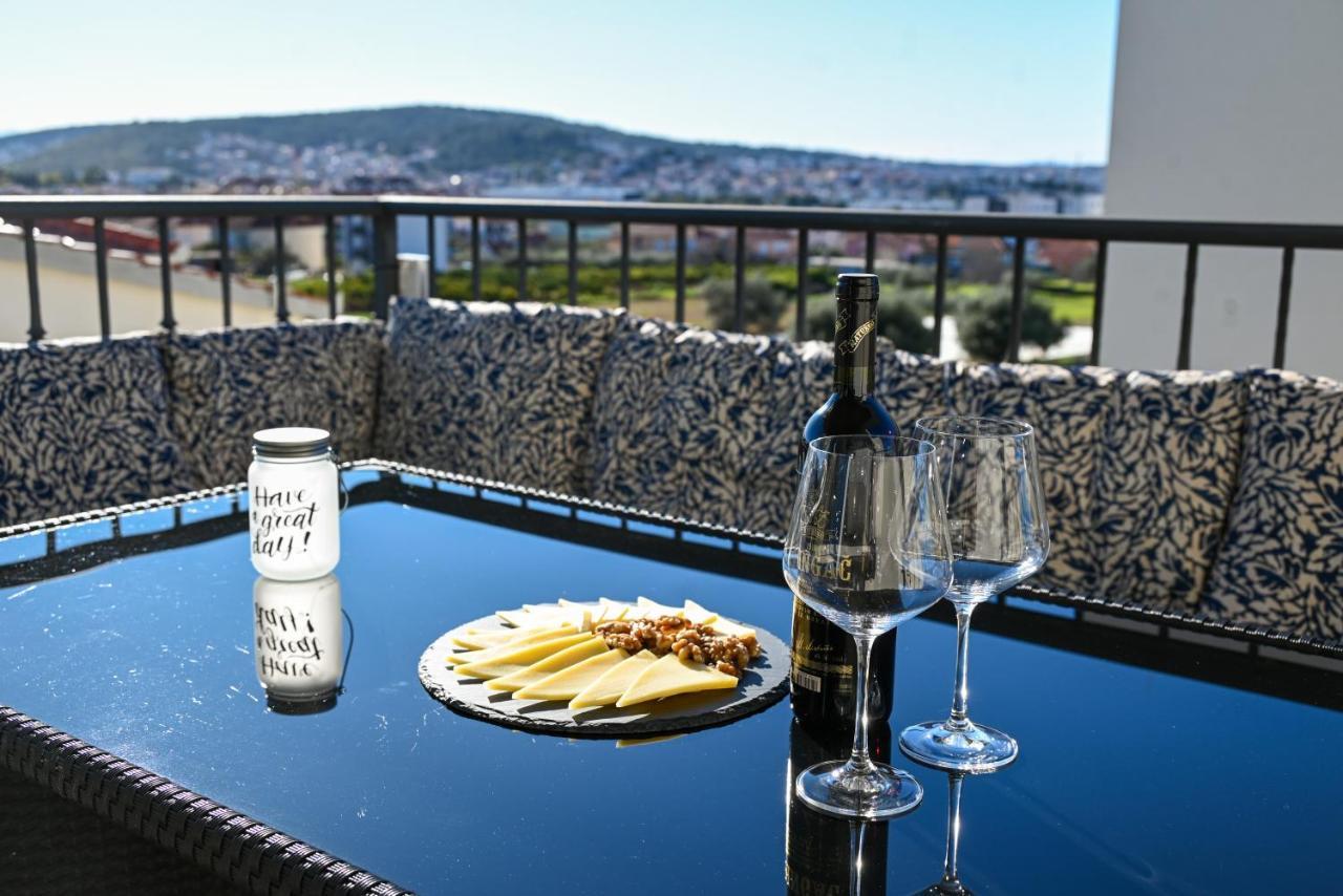 Apartment Marko Trogir Exteriör bild