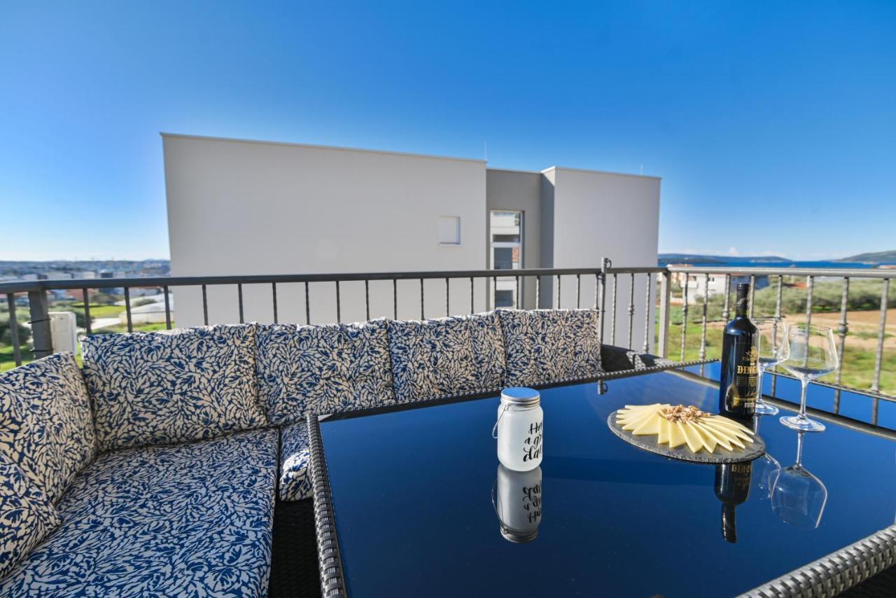 Apartment Marko Trogir Exteriör bild